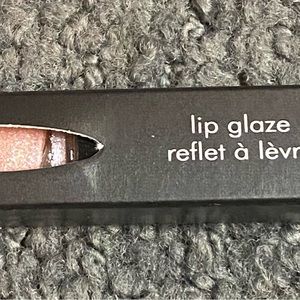 Lip Glaze Lip Gloss Cat Calls .14 oz New